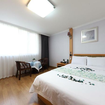 Gwangalli Utopia Tourist Hotel Busan Ngoại thất bức ảnh