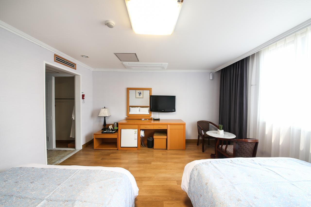 Gwangalli Utopia Tourist Hotel Busan Ngoại thất bức ảnh