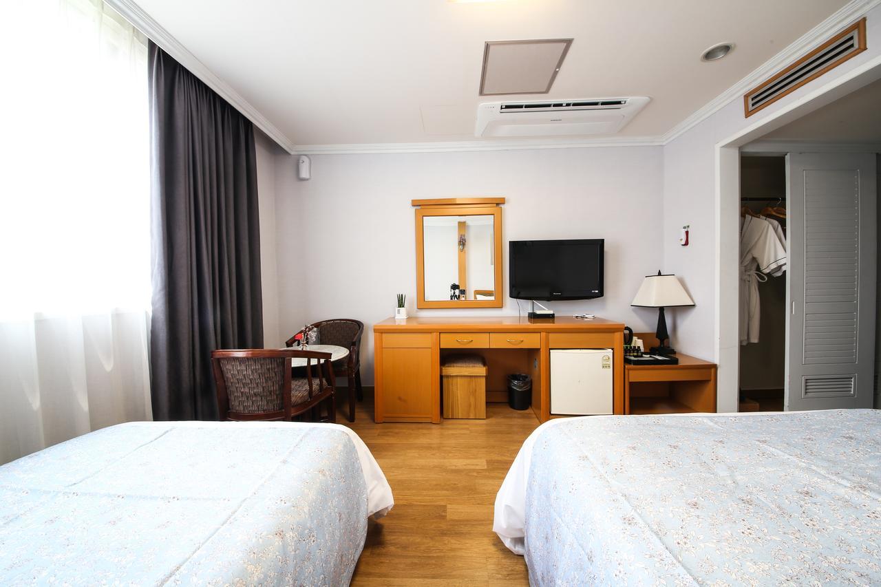 Gwangalli Utopia Tourist Hotel Busan Ngoại thất bức ảnh